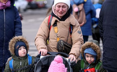 Ukrainian refugee crisis: Women and children at risk from human .